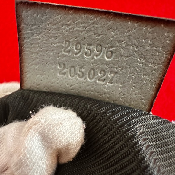 GUCCI GG Logo Canvas Cosmetic Pouch Bag - Picture 10 of 13